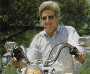  Click for John Kerry & motorcycle 