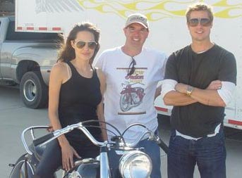  Angelina Jolie & Brad Pitt & motorcycle 
