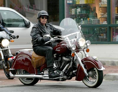 Arnold_Swarzenegger&Indian_motorcycle01.jpg