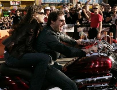  Click for photo of Tom Cruise & motorcycles 