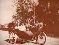  Zoom on Harley-Davidson picture 