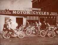  Zoom on Harley-Davidson picture 