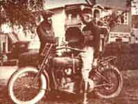  Zoom on Harley-Davidson picture 