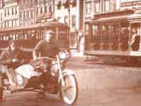  Zoom on Harley-Davidson picture 