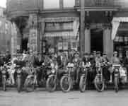 Zoom on Harley-Davidson picture 